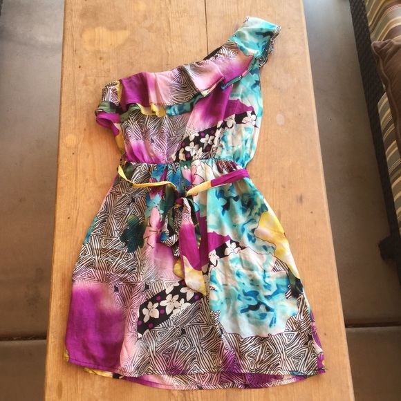 hello miss Dresses & Skirts - 2/$12* Hello Miss Dress Floral One Shoulder S